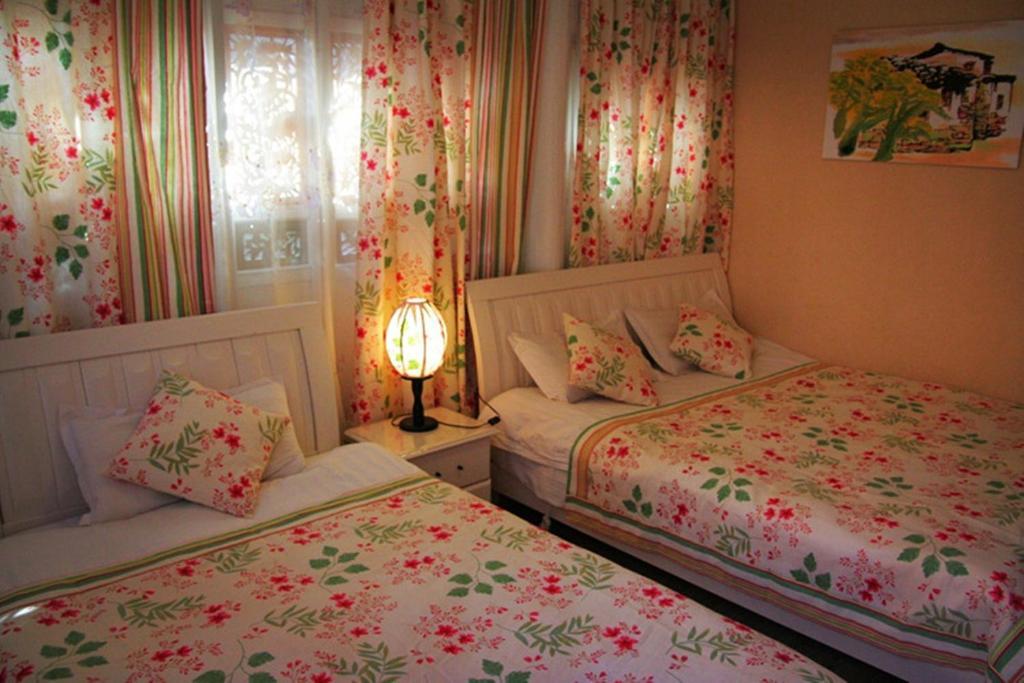 Yunxi Inn Λιγιάνγκ Δωμάτιο φωτογραφία