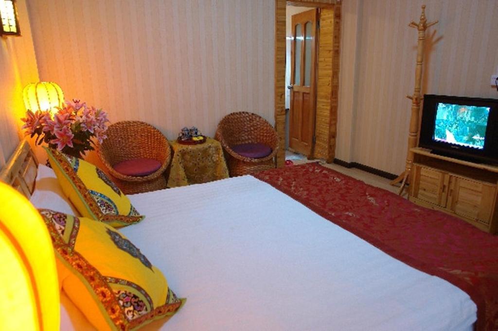 Yunxi Inn Λιγιάνγκ Δωμάτιο φωτογραφία