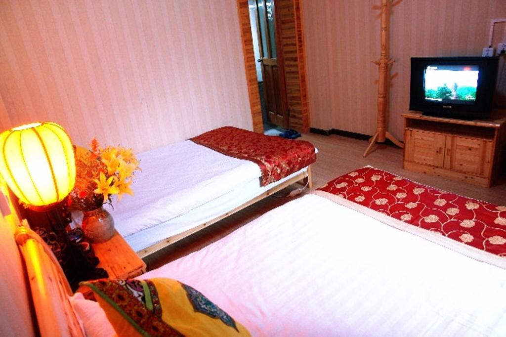 Yunxi Inn Λιγιάνγκ Δωμάτιο φωτογραφία